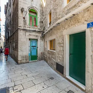  Apartment Cosmijeva Luxury Croatia